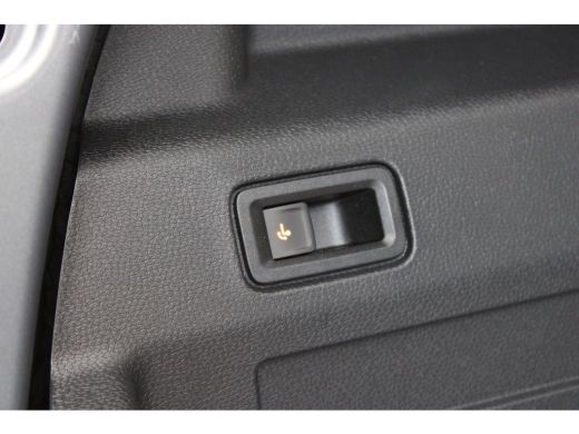 Volkswagen ID. Buzz Cargo Bulli Edition VOOR MEKAAR DEALS  | 79 kWh | 286 pk | Trekhaak | Achterdeuren | 360° camera | IQ.L... ActivLease financial lease