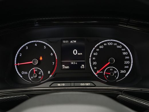 Volkswagen T-Cross 1.0 TSI 95pk Life Navigatie Carplay Pdc Acc Sideassist 292 ActivLease financial lease