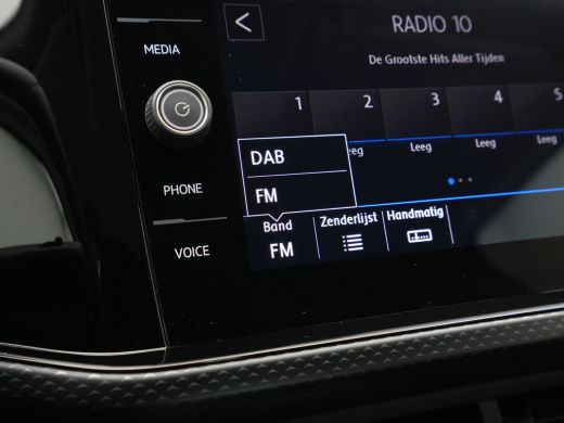 Volkswagen T-Cross 1.0 TSI 95pk Life Navigatie Carplay Pdc Acc Sideassist 292 ActivLease financial lease