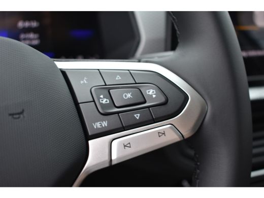 Volkswagen T-Cross Life Edition | 'App-Connect' draadloze smartphone integratie | Achterlichten LED | Afstandscontro... ActivLease financial lease