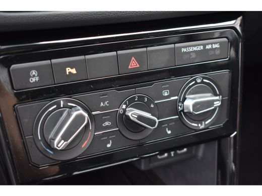 Volkswagen T-Cross Life Edition | 'App-Connect' draadloze smartphone integratie | Achterlichten LED | Afstandscontro... ActivLease financial lease