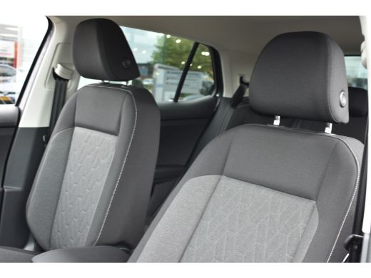 Volkswagen T-Cross Life Edition | 'App-Connect' draadloze smartphone integratie | Achterlichten LED | Afstandscontro... ActivLease financial lease