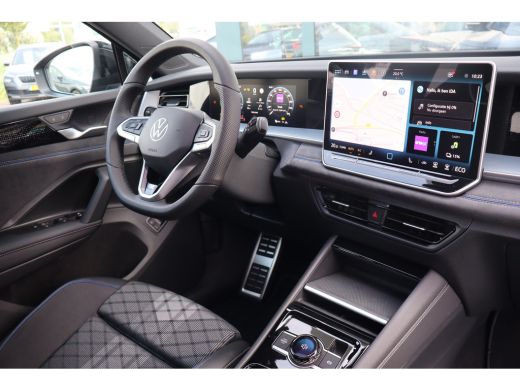 Volkswagen Tayron 272PK R-Line Edition Inclusief €2000,- inruilvoordeel | 'App-Connect' draadloze smartphone integr... ActivLease financial lease