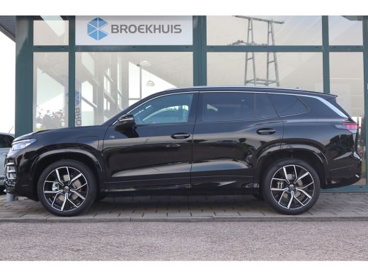 Volkswagen Tayron 272PK R-Line Edition Inclusief €2000,- inruilvoordeel | 'App-Connect' draadloze smartphone integr... ActivLease financial lease