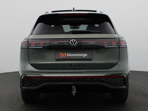 Volkswagen Tiguan 1.5 eHybrid R-Line Edition 272PK DSG black style, trekhaak, panoramadak, Harman Kardon, keyless, ... ActivLease financial lease
