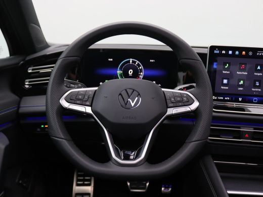 Volkswagen Tiguan 1.5 eHybrid R-Line Edition 272PK DSG Lederen bekleding, Massage, Ventilatiestoelen, Panoramadak, ... ActivLease financial lease