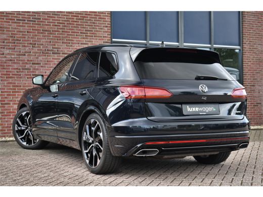 Volkswagen Touareg R 3.0 TSi eHybrid 4M Pano Trekh ACC Luchtvering Stuurverw ActivLease financial lease