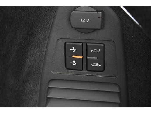 Volkswagen Touareg R 3.0 TSi eHybrid 4M Pano Trekh ACC Luchtvering Stuurverw ActivLease financial lease