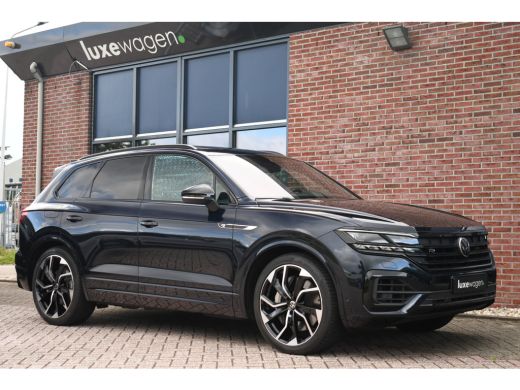 Volkswagen Touareg R 3.0 TSi eHybrid 4M Pano Trekh ACC Luchtvering Stuurverw ActivLease financial lease