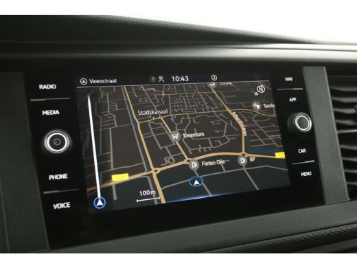 Volkswagen Transporter 2.0 TDI L2H1 | Airco | Carplay | Cruise | Trekhaak | Navi | Parkeersensoren ActivLease financial lease