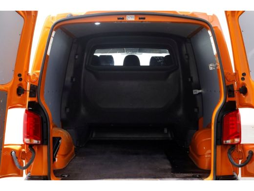 Volkswagen Transporter T6.1 2.0 TDI 110pk Lang D.C. Airco/Cruise 07-2020 ActivLease financial lease