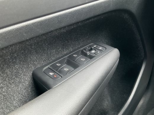 Volvo  XC40 1.5 T5 PHEV Twin Engine Inscription Harman/Kardon Leder Led Carplay NL-Auto! ActivLease financial lease
