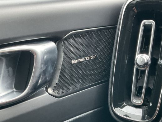 Volvo  XC40 1.5 T5 PHEV Twin Engine Inscription Harman/Kardon Leder Led Carplay NL-Auto! ActivLease financial lease