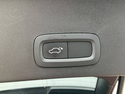 Volvo  XC40 1.5 T5 PHEV Twin Engine Inscription Harman/Kardon Leder Led Carplay NL-Auto! ActivLease financial lease