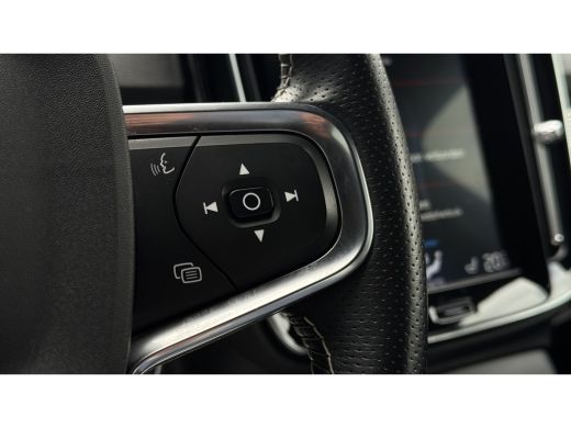 Volvo  XC40 1.5 T5 Recharge R-Design | Achterbank in delen neerklapbaar | Achteropkomend verkeer waarschuwing... ActivLease financial lease