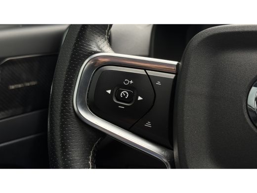 Volvo  XC40 1.5 T5 Recharge R-Design | Achterbank in delen neerklapbaar | Achteropkomend verkeer waarschuwing... ActivLease financial lease