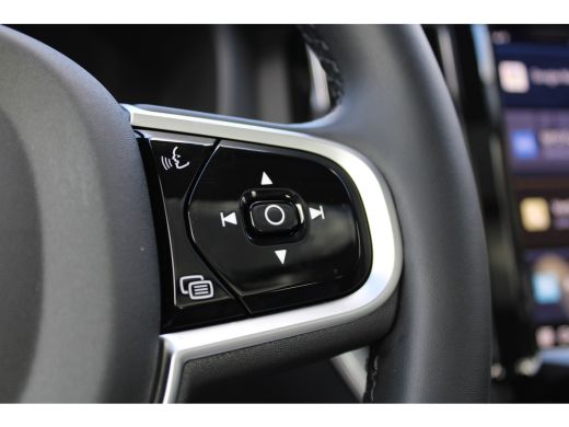 Volvo  XC60 2.0 T6 Plug-in hybrid AWD Ultra Dark Head-up display, stoel/stuurverwarming ActivLease financial lease