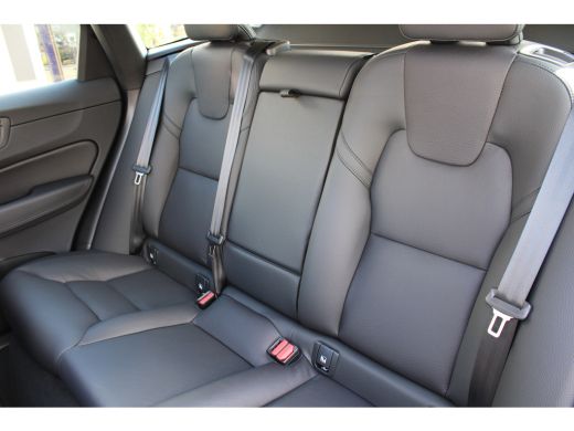 Volvo  XC60 T6 AWD Plus Bright | 360 camera | Stoel + Stuurverwarming |  Panoramadak | ActivLease financial lease