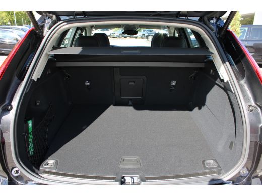 Volvo  XC60 T6 AWD Plus Bright | 360 camera | Stoel + Stuurverwarming |  Panoramadak | ActivLease financial lease