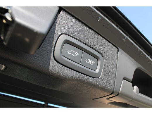 Volvo  XC60 T6 AWD Plus Bright | 360 camera | Stoel + Stuurverwarming |  Panoramadak | ActivLease financial lease