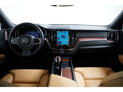 Volvo  XC60 T6 AWD Plus Dark | Luchtvering | Trekhaak | 360 camera |  Stoelventilatie | Keyless entry |  Pano... ActivLease financial lease
