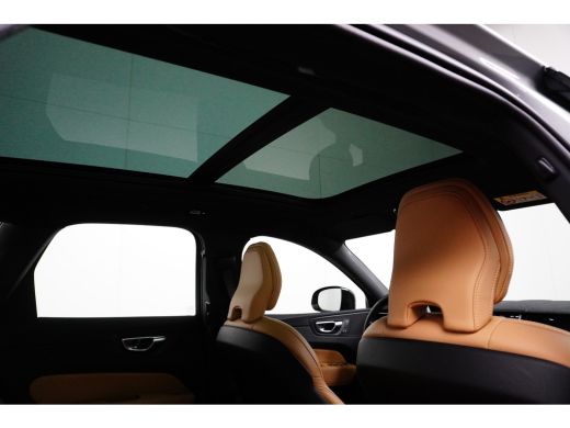 Volvo  XC60 T6 AWD Plus Dark | Luchtvering | Trekhaak | 360 camera |  Stoelventilatie | Keyless entry |  Pano... ActivLease financial lease