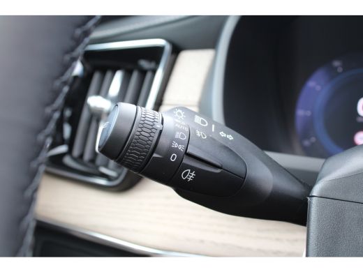 Volvo  XC90 T8 AWD Plus Dark | Keyless entry | 360 camera | Stoel + Stuurverwarming |  Harman Kardon | ActivLease financial lease