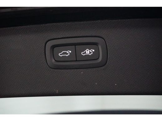 Volvo  XC90 T8 AWD Ultimate Dark | Bowers & Wilkins | trekhaak | Luchtvering | ActivLease financial lease