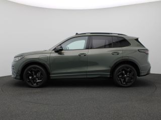 Volkswagen Tiguan 1.5 eHybrid R-Line Edition 272PK DSG black style, trekhaak, panoramadak, Harman Kardon, keyless, ...