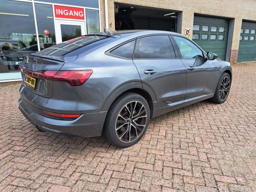 Audi e-tron 55 quattro S edition 95 kWh | Achterbank in delen neerklapbaar | Armsteun voor | Audio installatie ActivLease financial lease