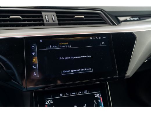 Audi e-tron 55 quattro S edition 95 kWh | Achterbank in delen neerklapbaar | Armsteun voor | Audio installatie ActivLease financial lease