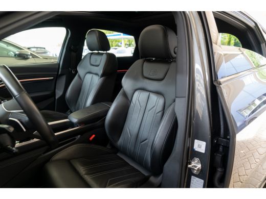 Audi e-tron 55 quattro S edition 95 kWh | Achterbank in delen neerklapbaar | Armsteun voor | Audio installatie ActivLease financial lease