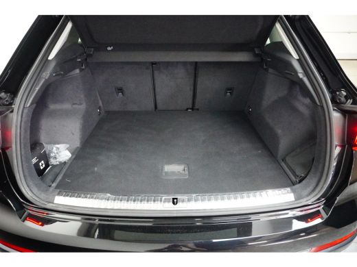 Audi Q3 35 TFSI Advanced edition | Trekhaak | ActivLease financial lease