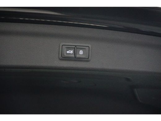 Audi Q3 35 TFSI Advanced edition | Trekhaak | ActivLease financial lease