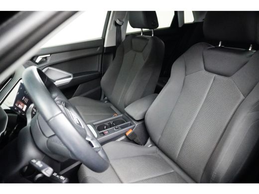 Audi Q3 35 TFSI Advanced edition | Trekhaak | ActivLease financial lease
