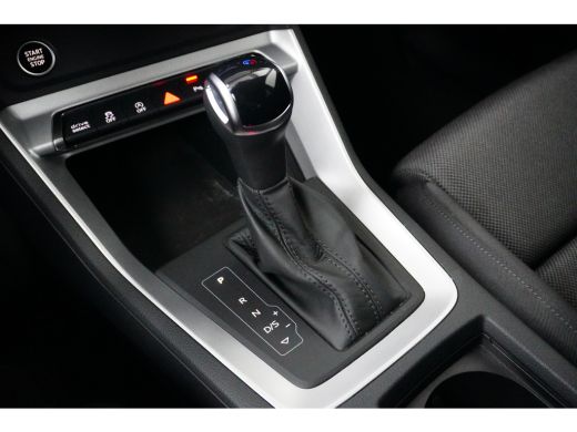 Audi Q3 35 TFSI Advanced edition | Trekhaak | ActivLease financial lease