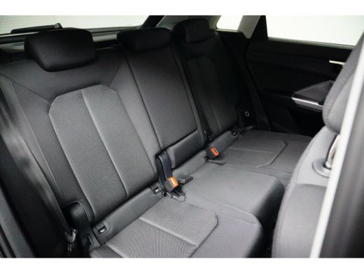 Audi Q3 35 TFSI Advanced edition | Trekhaak | ActivLease financial lease