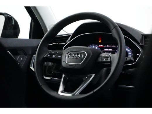 Audi Q3 Advanced Edition | Trekhaak | ActivLease financial lease