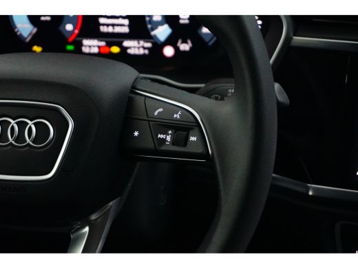 Audi Q3 Advanced Edition | Trekhaak | ActivLease financial lease