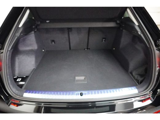 Audi Q3 Advanced Edition | Trekhaak | ActivLease financial lease