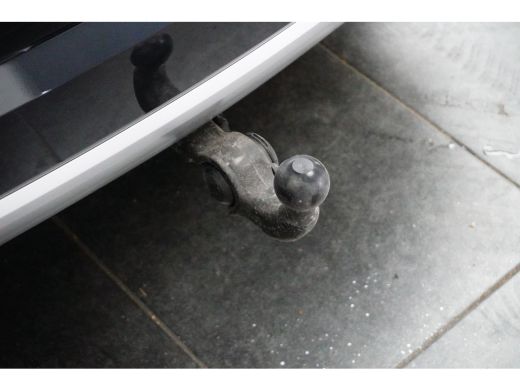 Audi Q3 Advanced Edition | Trekhaak | ActivLease financial lease