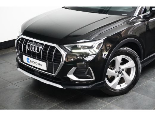 Audi Q3 Advanced Edition | Trekhaak | ActivLease financial lease
