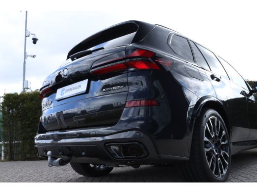 BMW X5 xDrive50e M-SPORT PRO | Cruise Control | Trekhaak | Skylounge | Tartufo | Luchtvering | HiFi | Pa... ActivLease financial lease