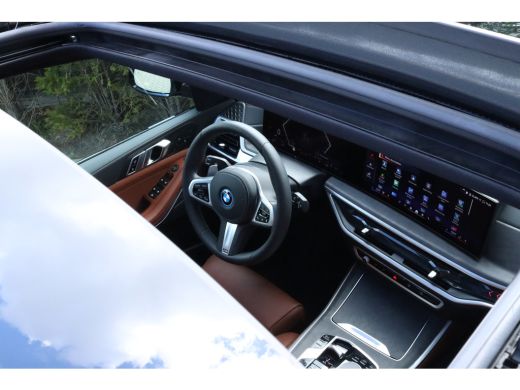 BMW X5 xDrive50e M-SPORT PRO | Cruise Control | Trekhaak | Skylounge | Tartufo | Luchtvering | HiFi | Pa... ActivLease financial lease