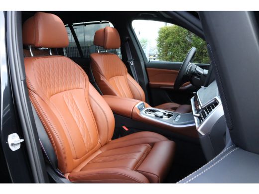 BMW X5 xDrive50e M-SPORT PRO | Cruise Control | Trekhaak | Skylounge | Tartufo | Luchtvering | HiFi | Pa... ActivLease financial lease