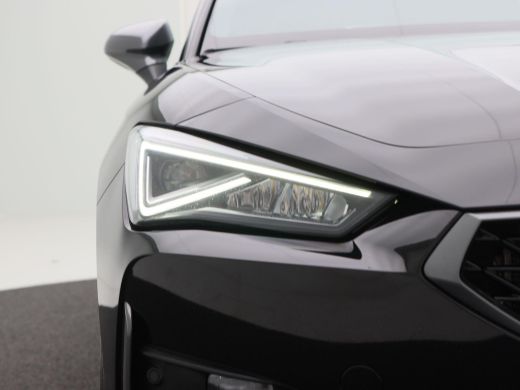 CUPRA Leon Sportstourer 1.4 245 Pk Automaat e-Hybrid VZ Adrenaline | Full LED | Camera | Carplay | Adaptive Cruise | Elek... ActivLease financial lease