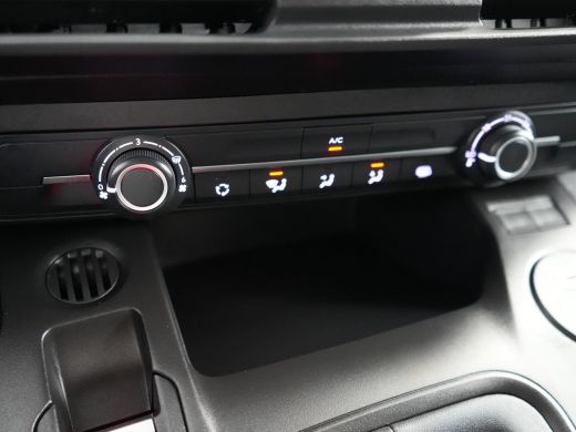 Fiat Doblò | Passagiersbank | Meegespoten bumper | Digitale Spiegel | Zwarte lichtmetalen velgen | Applecarp... ActivLease financial lease