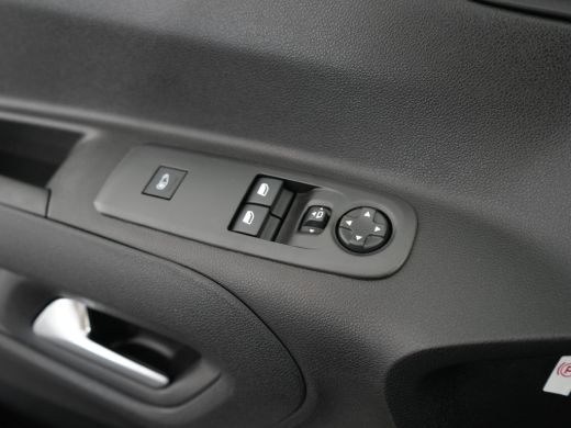 Fiat Doblò | Passagiersbank | Meegespoten bumper | Digitale Spiegel | Zwarte lichtmetalen velgen | Applecarp... ActivLease financial lease