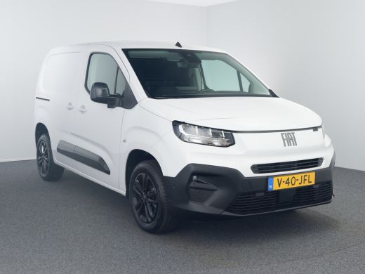 Fiat Doblò | Passagiersbank | Meegespoten bumper | Digitale Spiegel | Zwarte lichtmetalen velgen | Applecarp... ActivLease financial lease