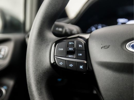 Ford Fiesta 1.0 EcoBoost Sport (APPLE CARPLAY, GROOT NAVI, LANE ASSIST, SPORTSTOELEN, PARKEERSENSOREN, CRUISE... ActivLease financial lease